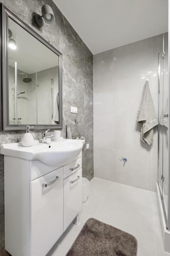 Niron Apartament Dom Z Papieru Sztokholm Piła Exteriér fotografie
