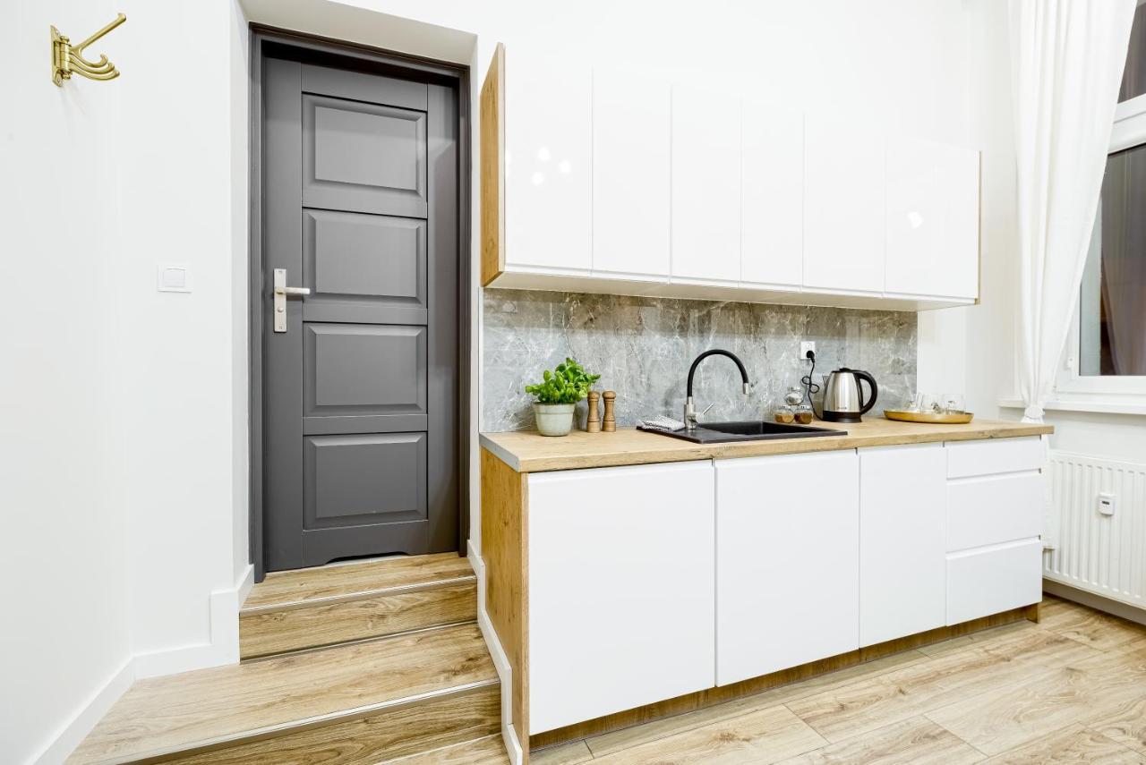 Niron Apartament Dom Z Papieru Sztokholm Piła Exteriér fotografie
