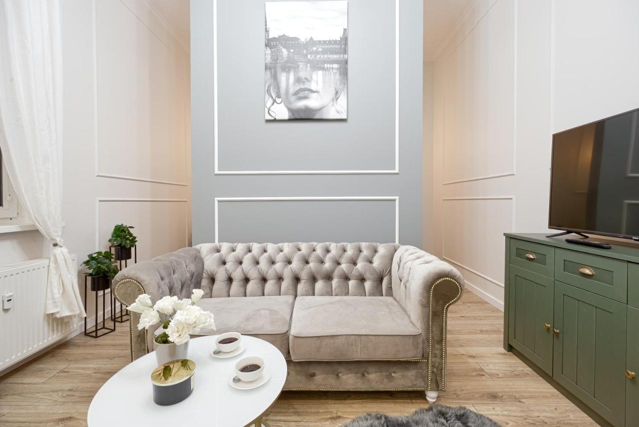 Niron Apartament Dom Z Papieru Sztokholm Piła Exteriér fotografie
